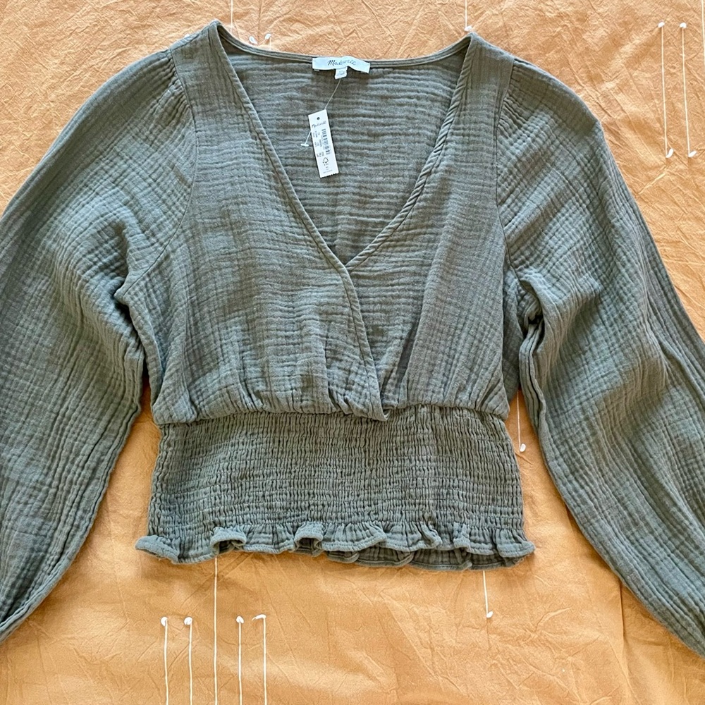 Madewell Green Lightspun Julianne Smock Waist Top